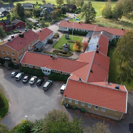 Bralanda Hotell Och Vandrarhem Exterior foto