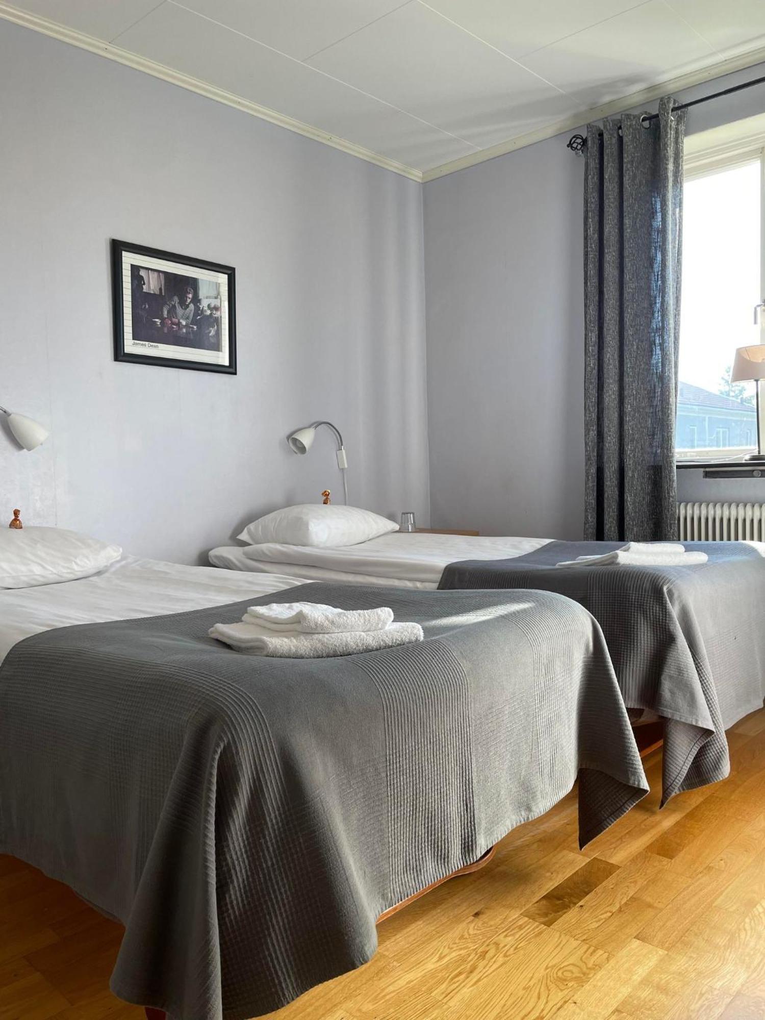 Bralanda Hotell Och Vandrarhem Exterior foto